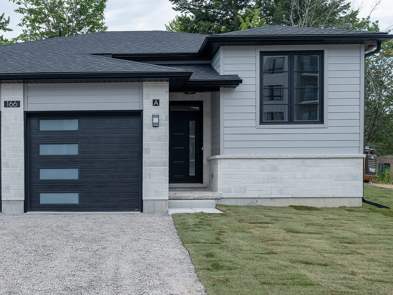2 bed, $2,475 — Photo 3