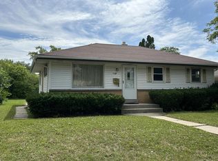 7733 W Green Tree Rd, Milwaukee, WI 53223