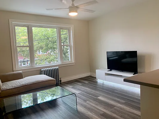 Rented by Kinyu Realty | media 1