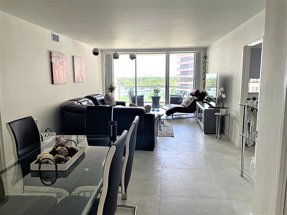 5th image of 5161 Collins Ave APT 811