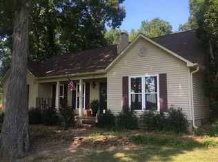 9 E Laurel Rd, Jackson, TN 38301