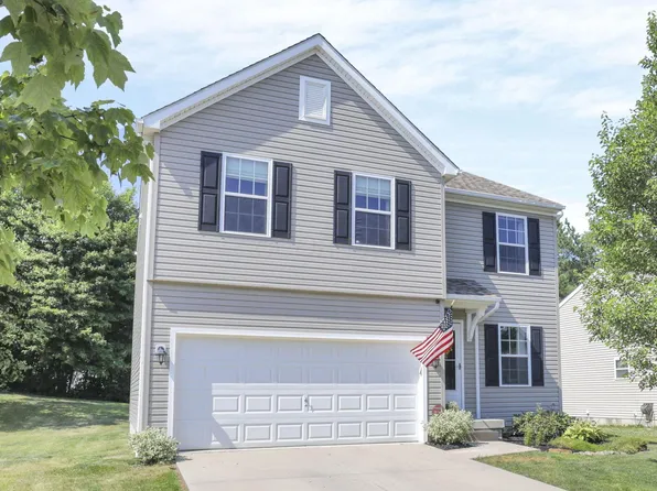 235 Bluff Ridge Dr, Pataskala, OH 43062
