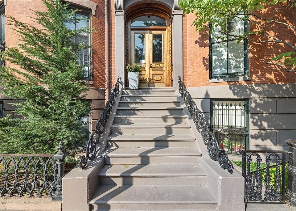 1st image of 578 Massachusetts Ave #3