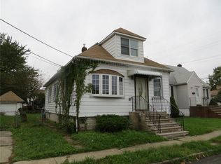 31 SE Grant Ave, Port Reading, NJ 07064