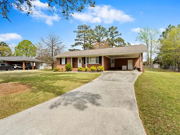 114 Manning Rd, Greenwood, SC 29649