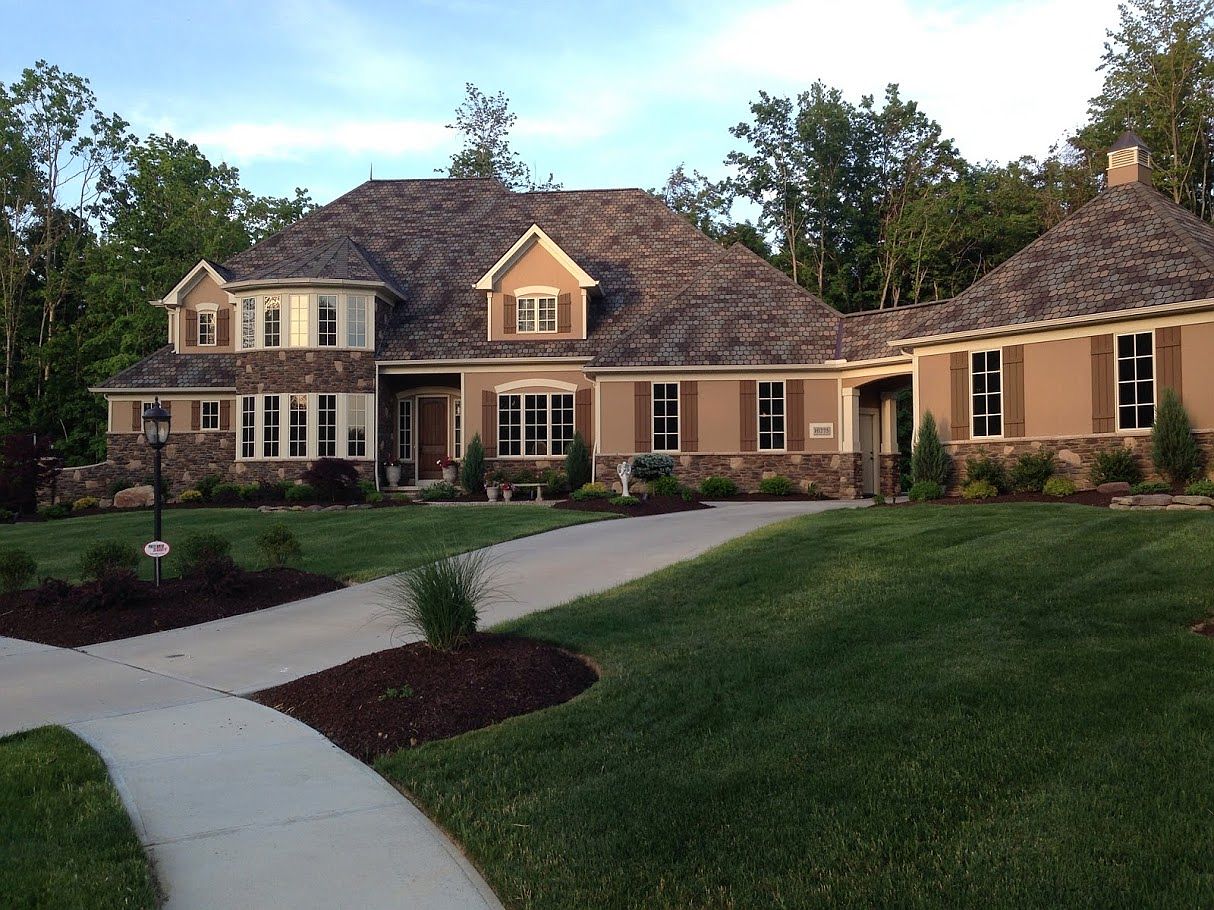 10275 Buckeye Trl, North Royalton, OH 44133 | Zillow