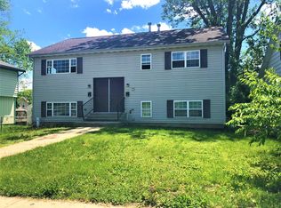 804 W Market St, Bloomington, IL