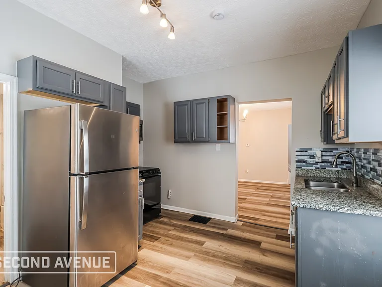 5111 Warren Ave — Photo 9