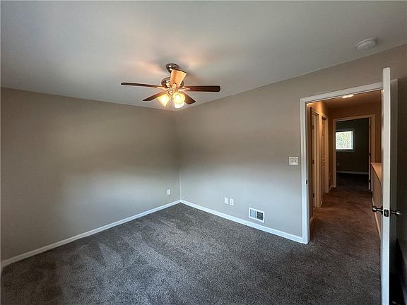 5th image of 2604 Campbellton Rd SW #1B