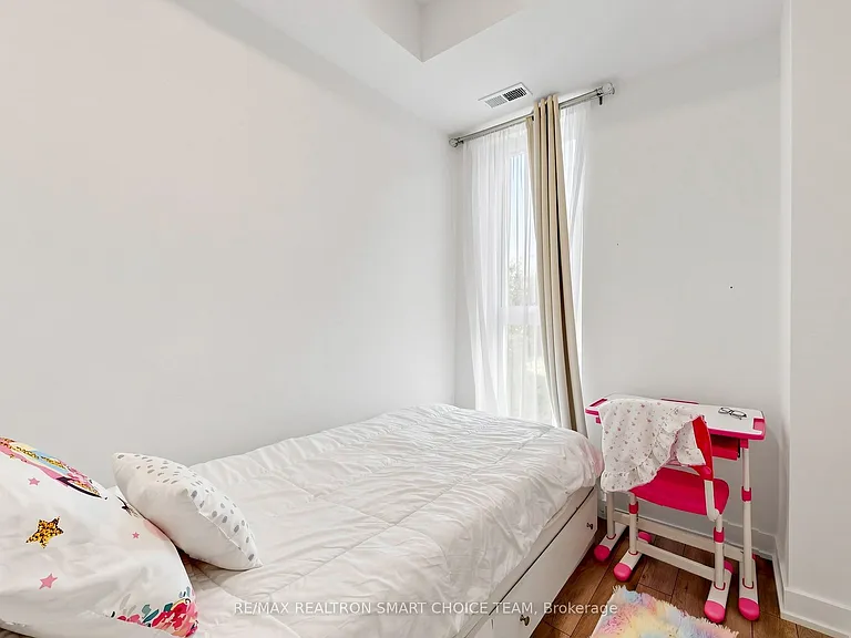 1005 Dundas St E #364 — Photo 22