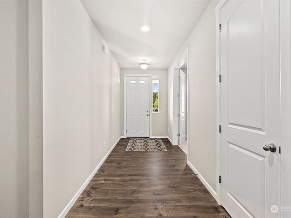 4th image of 8412 21st Avenue SE