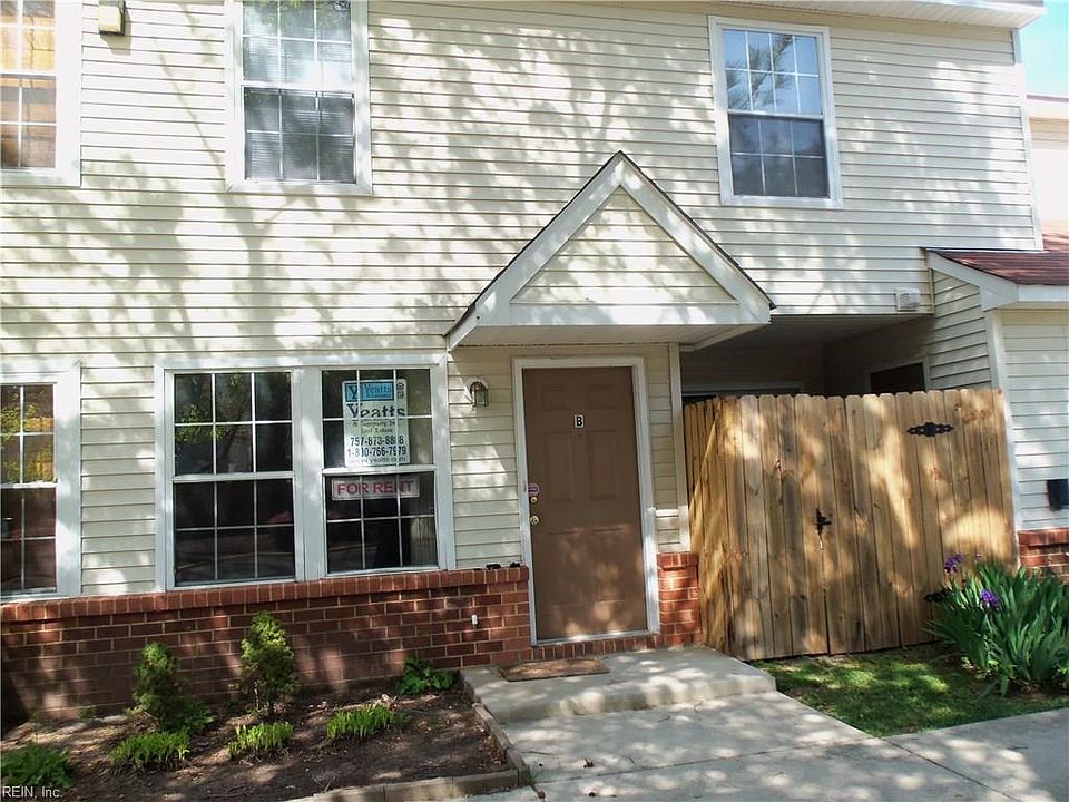 1st image of 201 Quarter Trl APT B