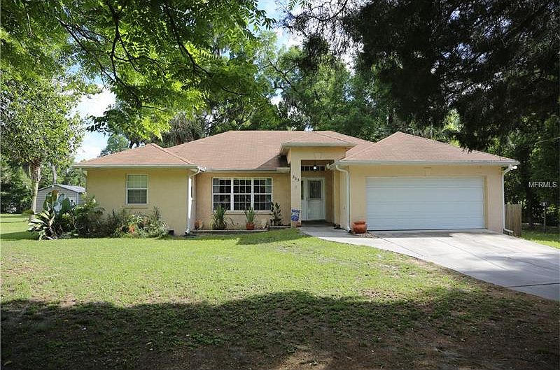 1st image of 385 Collins Ct