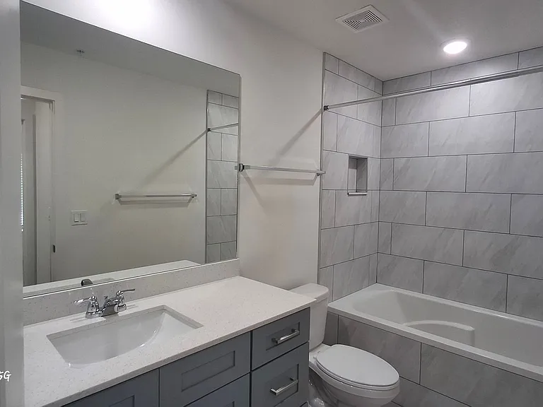 3170 Oleander Ave — Photo 6