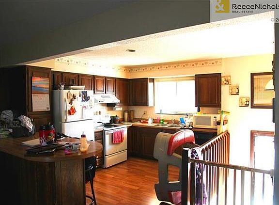 4th image of 7552 Lathrop Ave