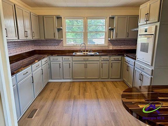 4th image of 4912 Old Gordon Rd