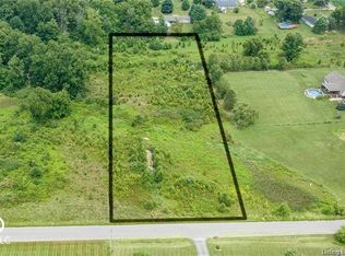 92 W Stonybrook Dr, Austin, IN 47102