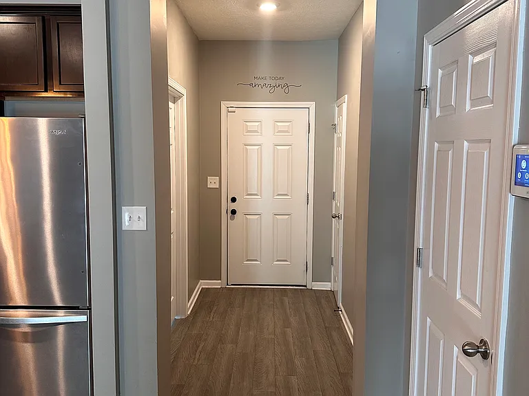 1703 Danielle Rd — Photo 2
