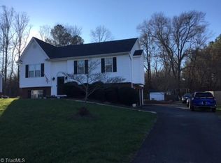 178 Summit Dr, Mocksville, NC 27028