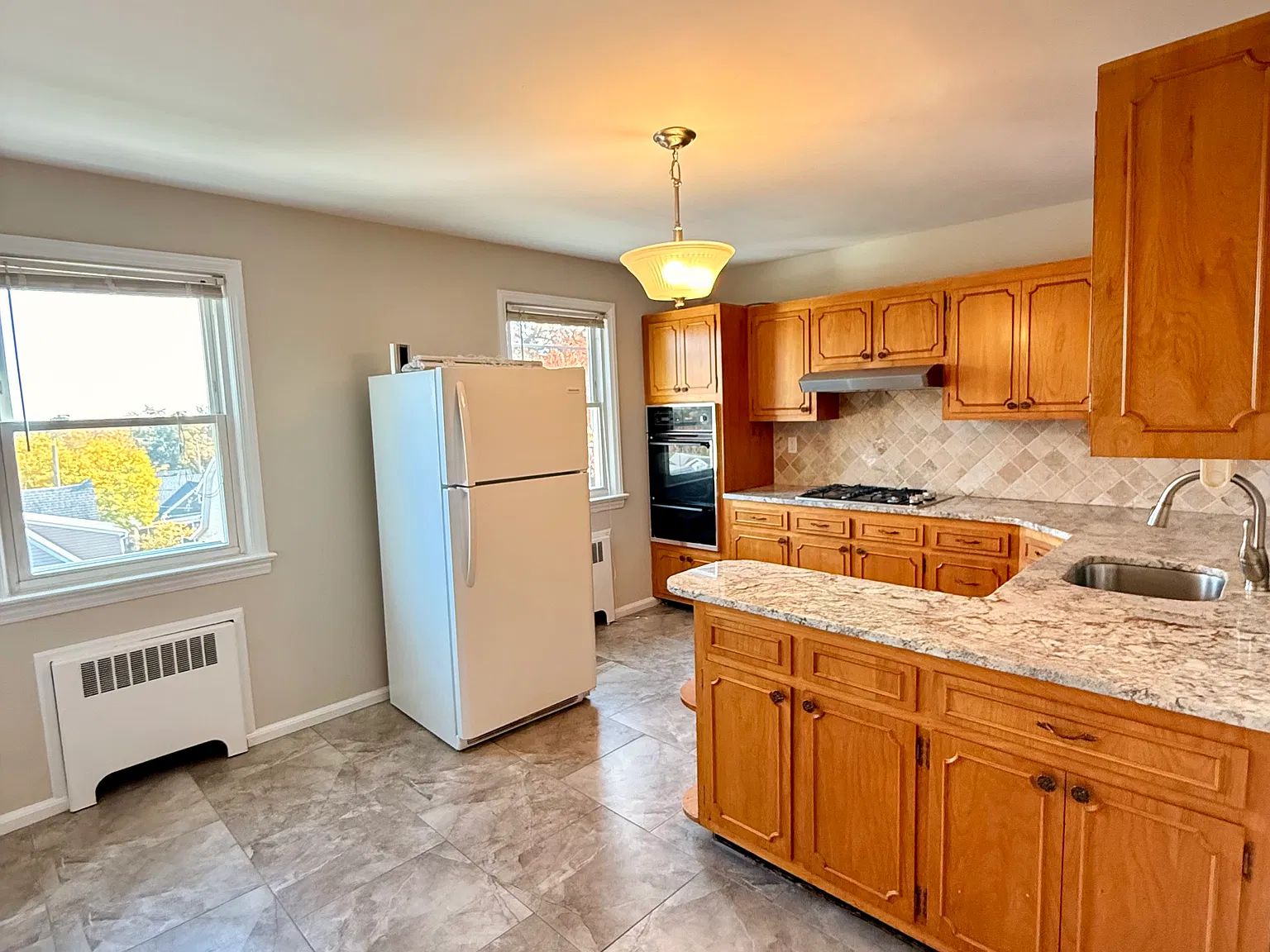 2 bed, 800 sqft, $2,250 — Photo 4