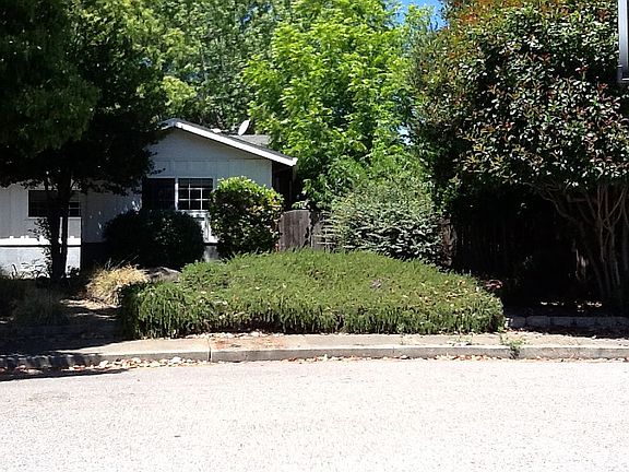 2nd image of 8 Santiago Ct