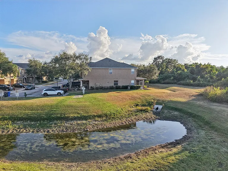 12805 Avelar Manor Pl — Photo 29