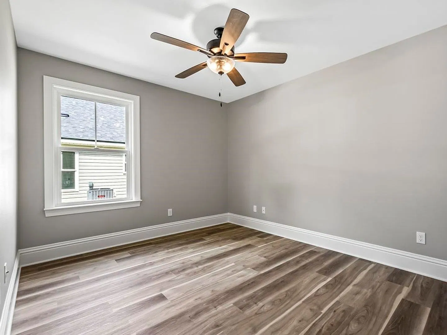 Coming Soon! 4-Bedroom In Wakulla Gardens! — Photo 3