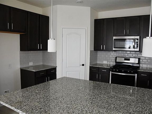 5th image of 5206 Tall Tower St