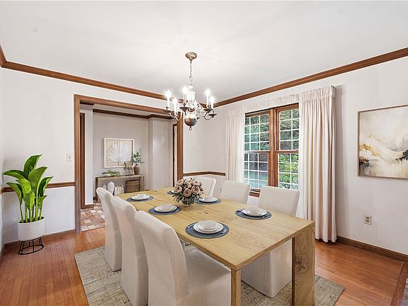 2nd image of 104 Saybrook Hbr