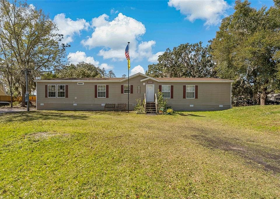 1st image of 3804 Winding Ln