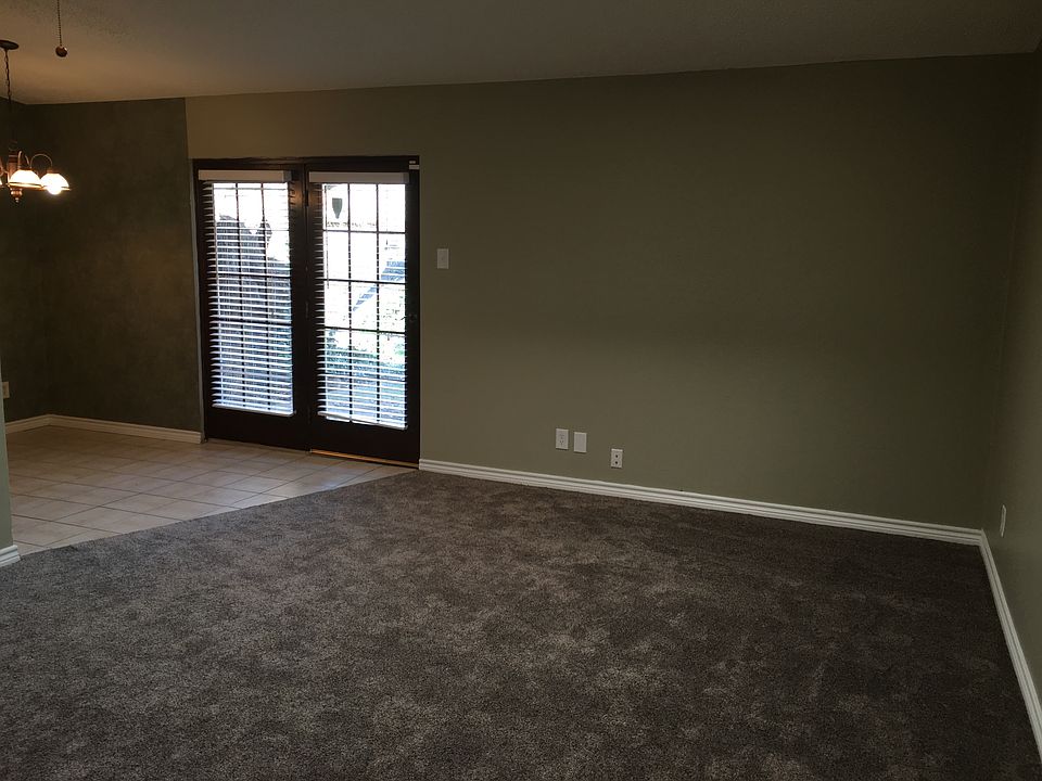 Living room to backyard