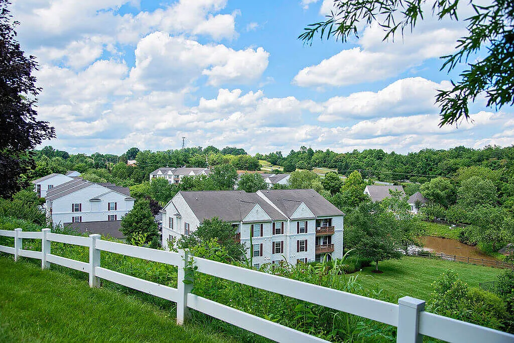 Overlook at Stonemill — Photo 1