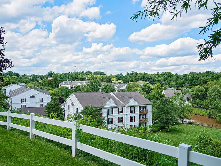 Overlook at Stonemill — Photo 1