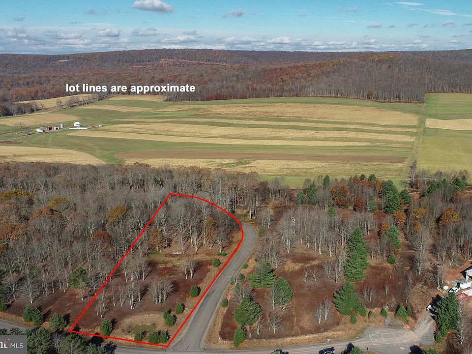 1st image of 16 Deer Crest Ct
