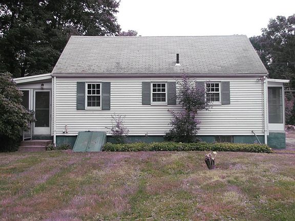 2nd image of 43 Washington St