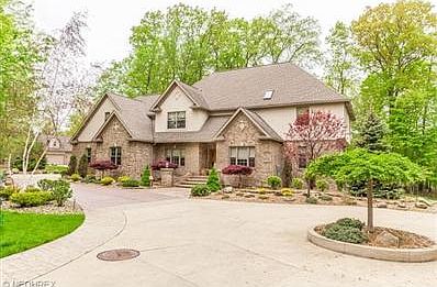 1st image of 6340 Poplar Dr