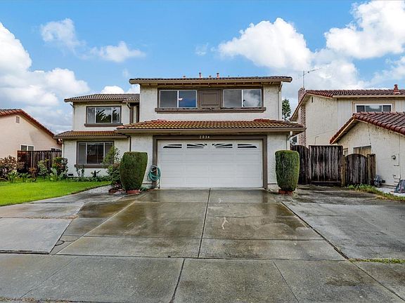 2nd image of 2034 Seaman Pl