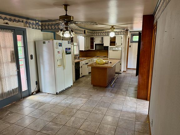 4th image of 240 Jacksonian Dr