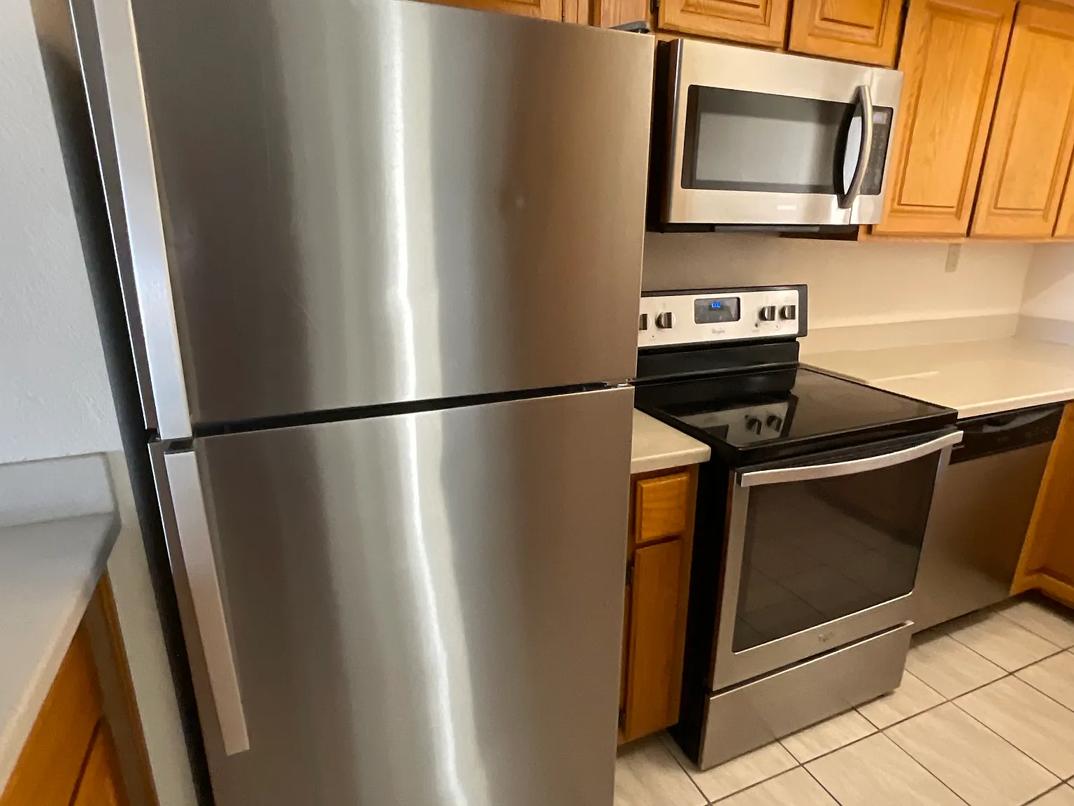 2 bed, 1.5 bath, $1,300 — Photo 4