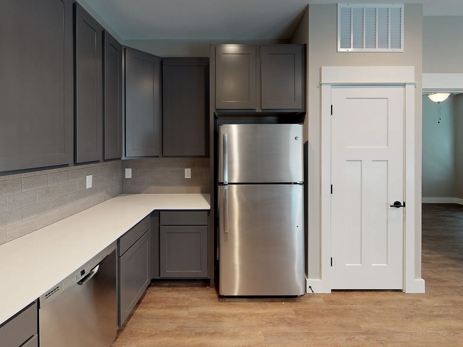 1 bed, 675 sqft, $1,150 — Photo 4