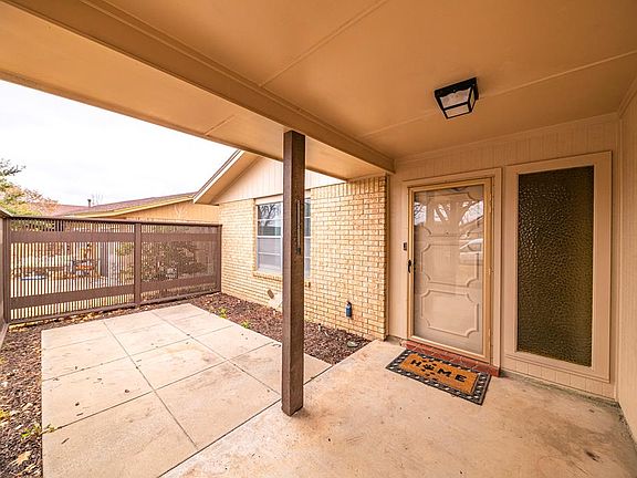 4th image of 1333 Wedgewood Ave