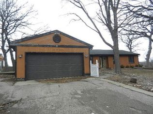 16N600 Highland Dr, Dundee, IL 60118