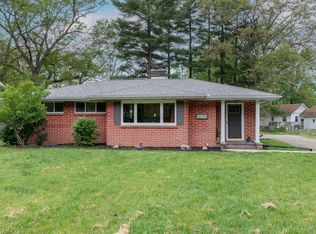 51795 Juniper Rd, South Bend, IN 46637