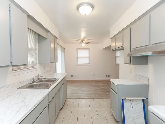 5th image of 9468 Phillip Ave