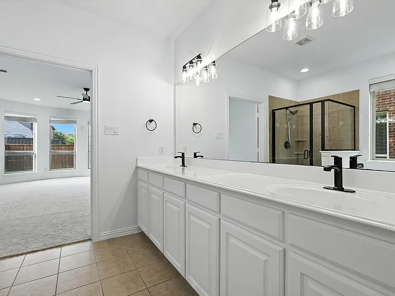 10421 Sexton Dr — Photo 20