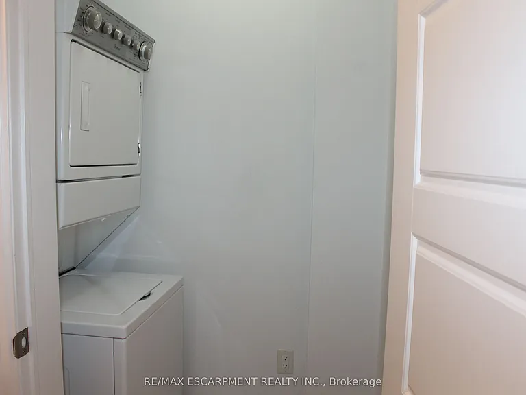 35 Southshore Cres #316 — Photo 24