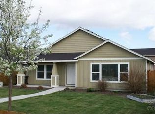 3395 SW Obsidian Ave, Redmond, OR 97756