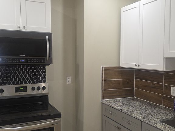 3rd image of 5117 N 13th St #1