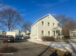 22 Ball St, Hoosick Falls, NY 12090