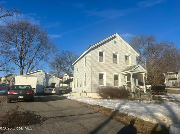 22 Ball Street, Hoosick Falls, NY 12090